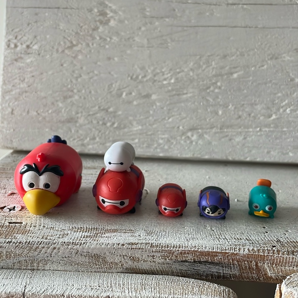 🔥🔥 (3/$20) 
DISNEY angry Birds, Baymax, Phineas, and Ferb Tsum Tsum Vinyl Figure